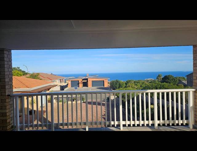 6 BEDROOM HOUSE FOR SALE IN DANA BAY